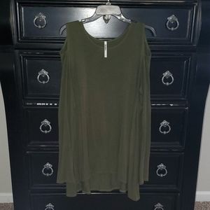 ⭐4/$20⭐ Hunter Green Cold-Shoulder Tunic
